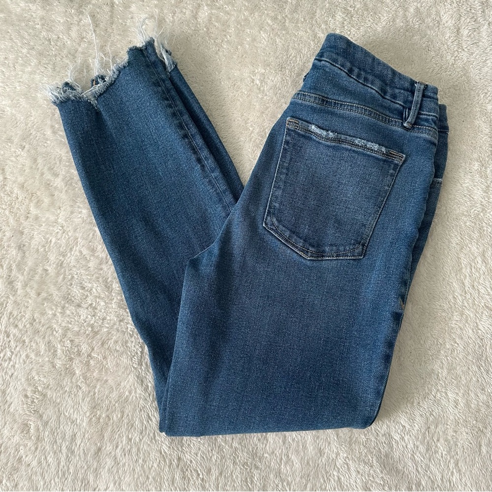 Good American Good Legs High Waist Chew Hem Ankle Cigarette Jeans sz 10/30 - Picture 3 of 9